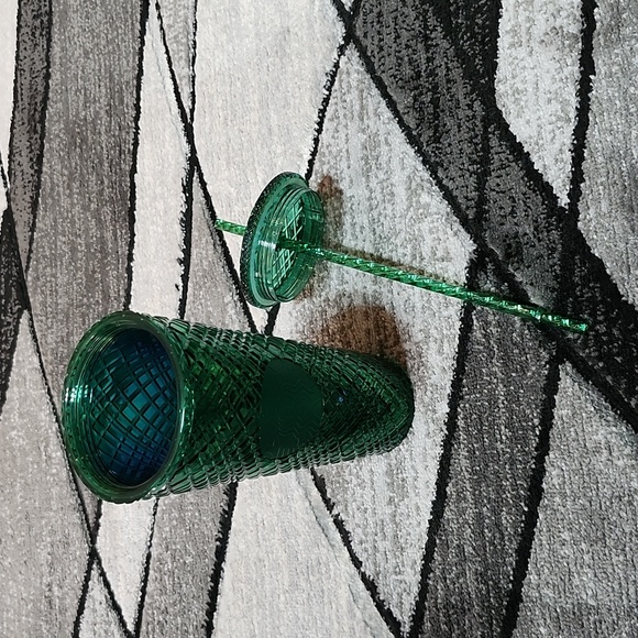 STARBUCKS 2021 JEWELED EMERALD GREEN VENTI TUMBLER - Picture 6 of 11